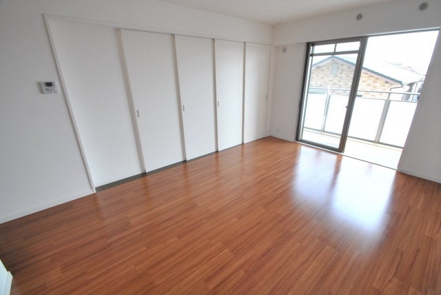 ポルタフォルトゥーナの居間・リビング|同タイプ　イメージ写真