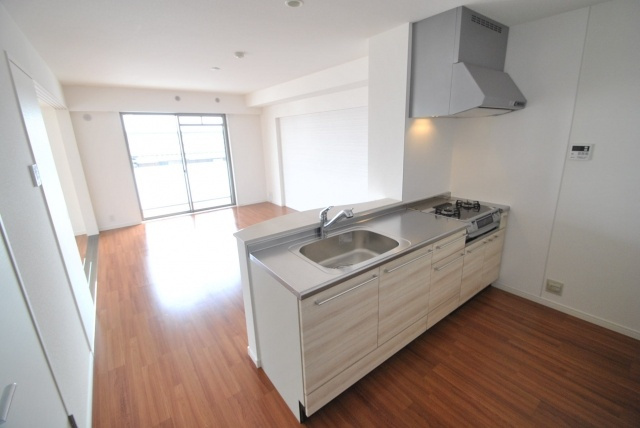 ポルタフォルトゥーナのキッチン|同タイプ　イメージ写真