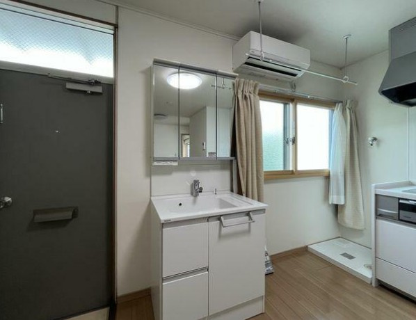 【独立洗面台】