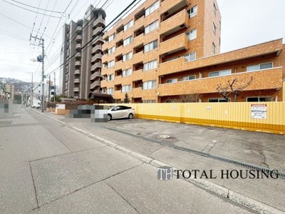 【駐車場】 | ライオンズマンション宮の森第二 | 平面駐車場です。