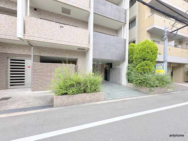 ゼニスレジデンス難波南　仲介手数料無料のエントランス