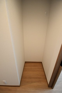 【内装】 | Monstera