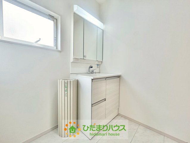 久喜市南栗橋３丁目　中古一戸建ての独立洗面台