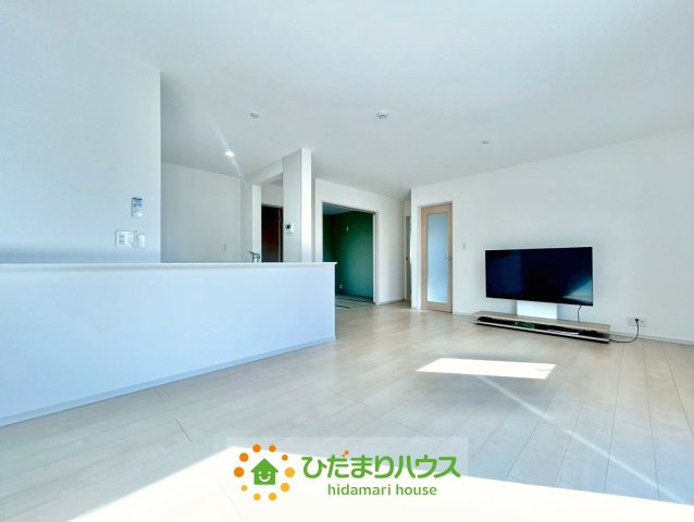 久喜市南栗橋３丁目　中古一戸建ての居間・リビング