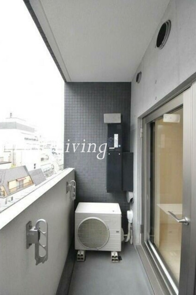 パティオ神田のバルコニー