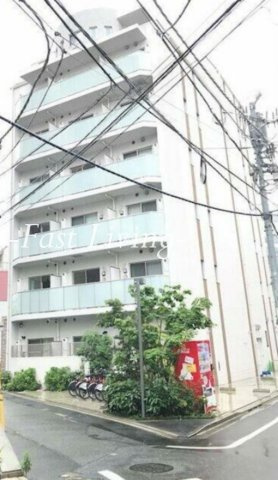 グリーンフォート河田のエントランス