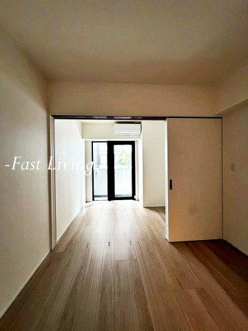 ショコラスイート東日本橋の居間・リビング