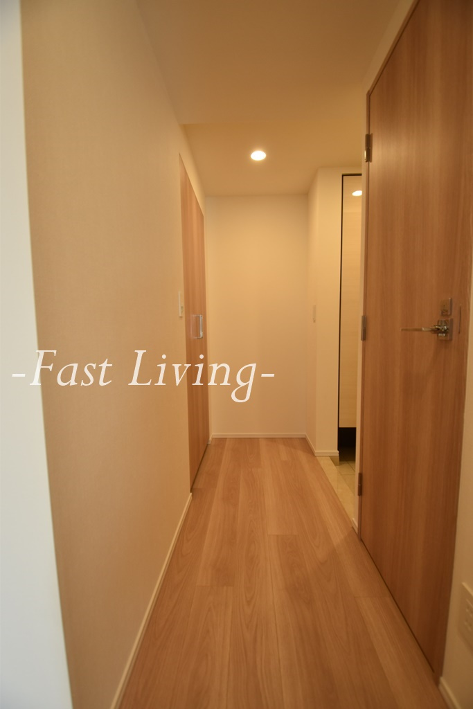 グレイスリヴィエール東京八丁堀の玄関