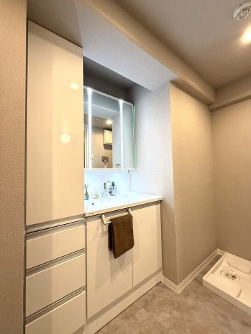 北31条パークマンションの独立洗面台