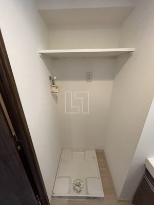 【洗面所】 | レオンコンフォート難波ミラージュ | レオンコンフォート難波ミラージュ　室内洗濯機置き場