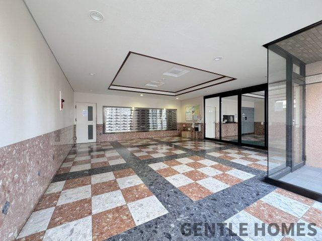 グランピアマンションアーガス吉塚のエントランス