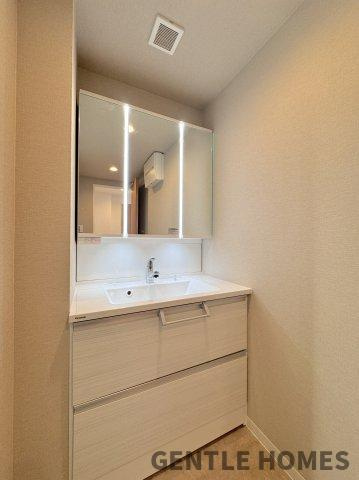 グランピアマンションアーガス吉塚の独立洗面台