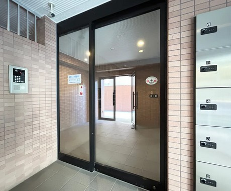 【エントランス】