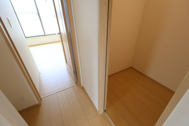 《仲介手数料無料》上尾市谷津１丁目1-11新築一戸建てハートフルタウンの収納