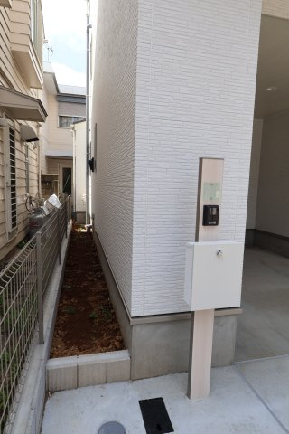《仲介手数料無料》上尾市谷津１丁目1-11新築一戸建てハートフルタウンの外観