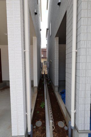 《仲介手数料無料》上尾市谷津１丁目1-11新築一戸建てハートフルタウンの外観