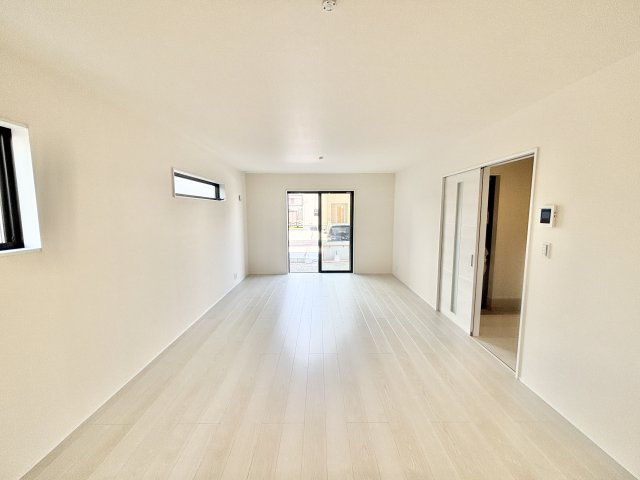 【仲介手数料無料／大治町】リーブルガーデン大治町八ツ屋　新築戸建の居間・リビング