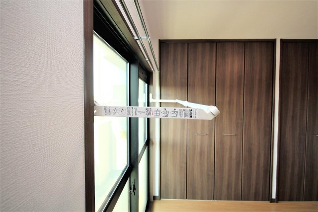 サンヴィレッジの設備|室内物干し※実部屋は反転