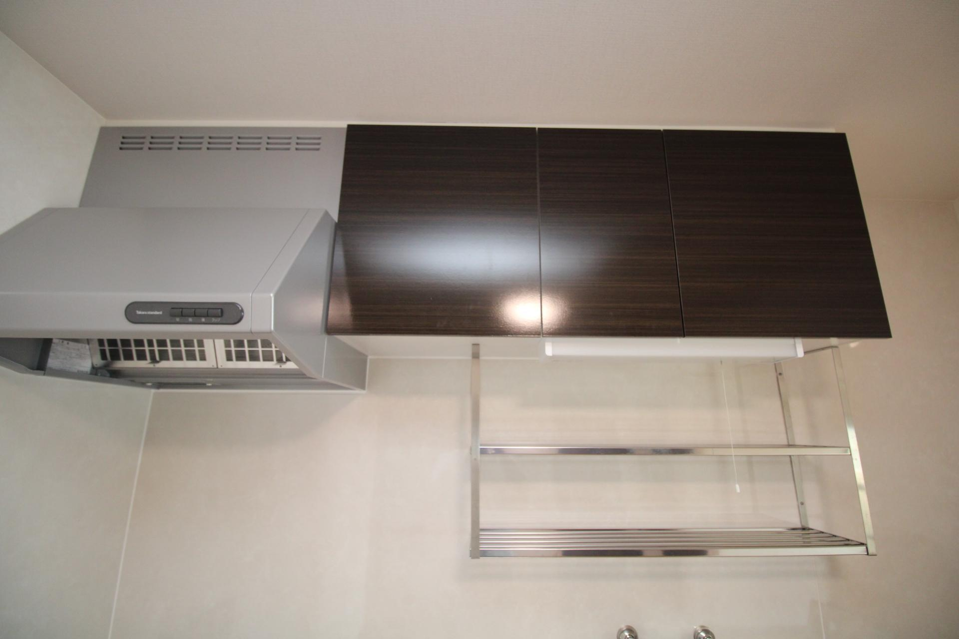 サンヴィレッジ|レンジフード・吊戸棚※実部屋は反転