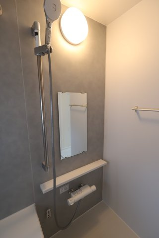 《仲介手数料無料》上尾市谷津１丁目1-11新築一戸建てハートフルタウンの浴室