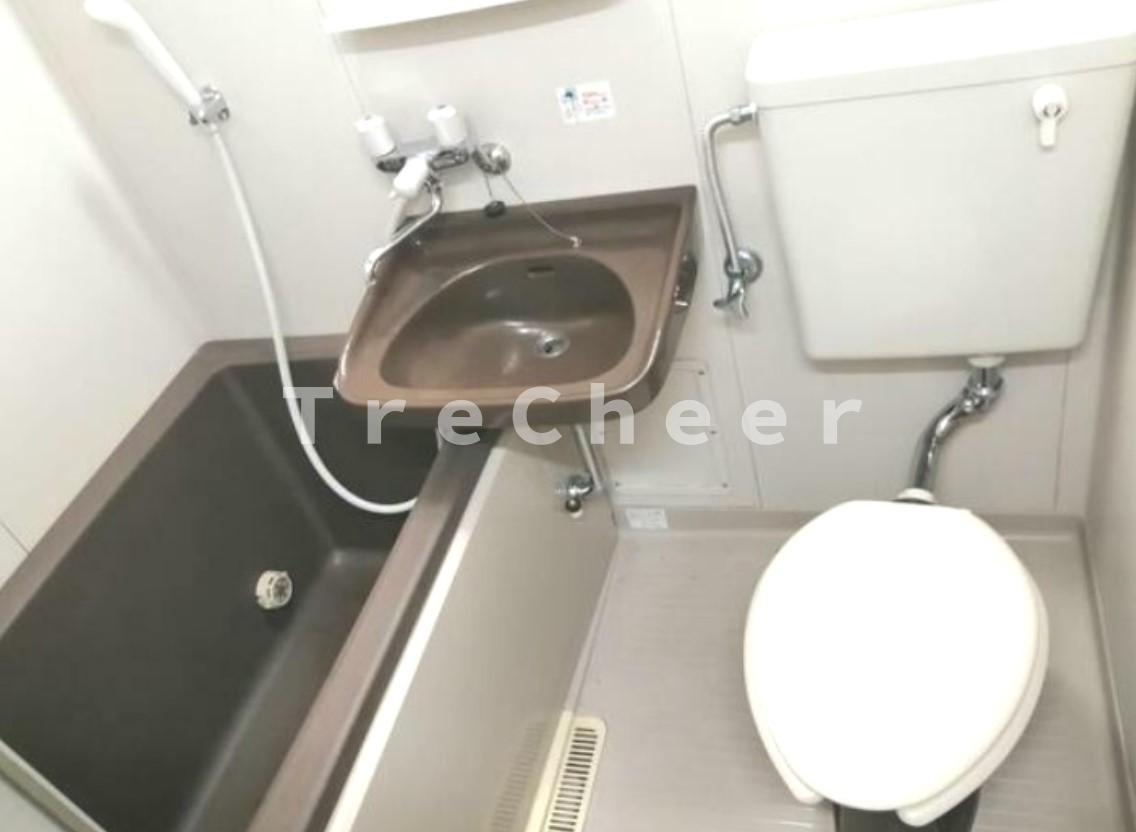 ハイツウエムラの浴室