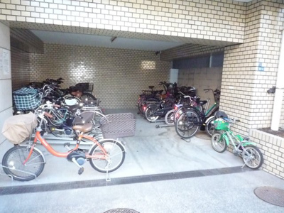 【駐輪場】 | グローイン新宿御苑