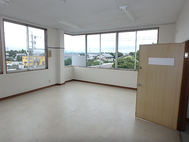 二美ビル安新の内装