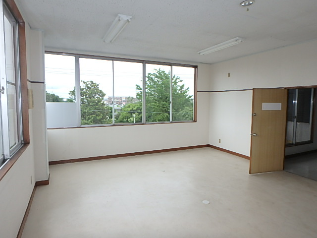 二美ビル安新の内装