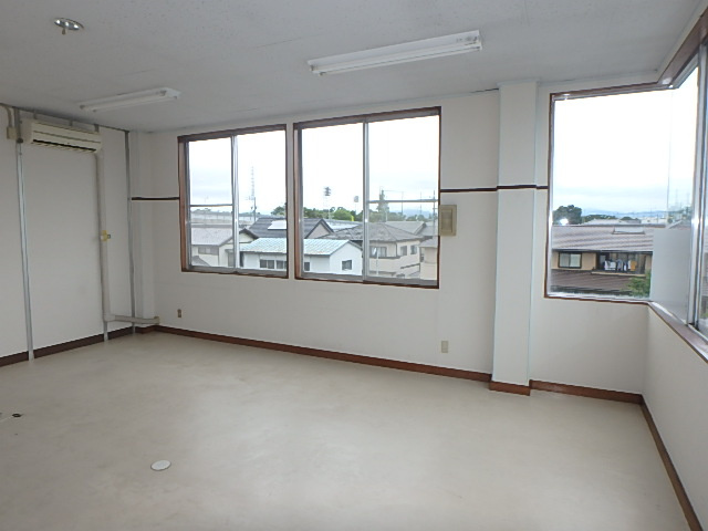 二美ビル安新の内装