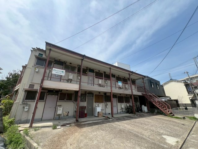 グリーンハイツ垂水の駐車場