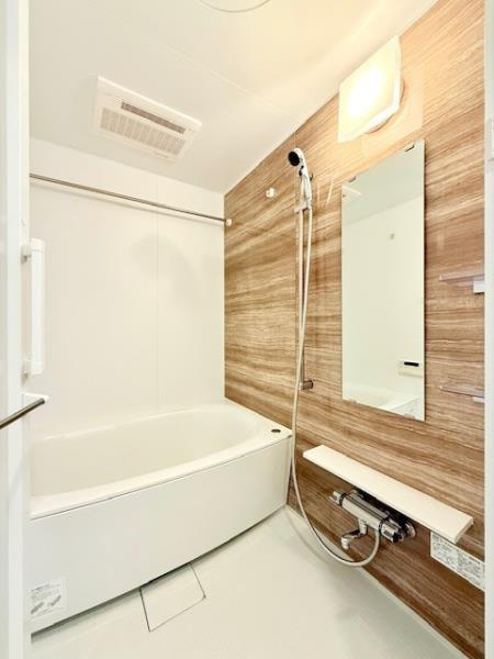 Ｓｏｌａｓｔ　Ｓｑｕａｒｅ綾瀬の浴室|ゆったり過ごせるお風呂です