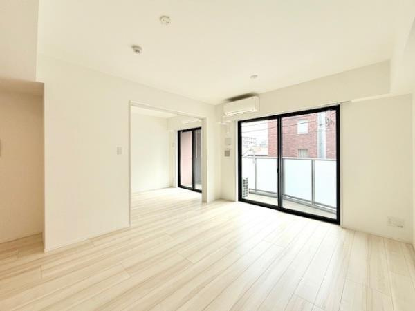 Ｓｏｌａｓｔ　Ｓｑｕａｒｅ綾瀬の居間・リビング|ゆったり過ごせる居間です