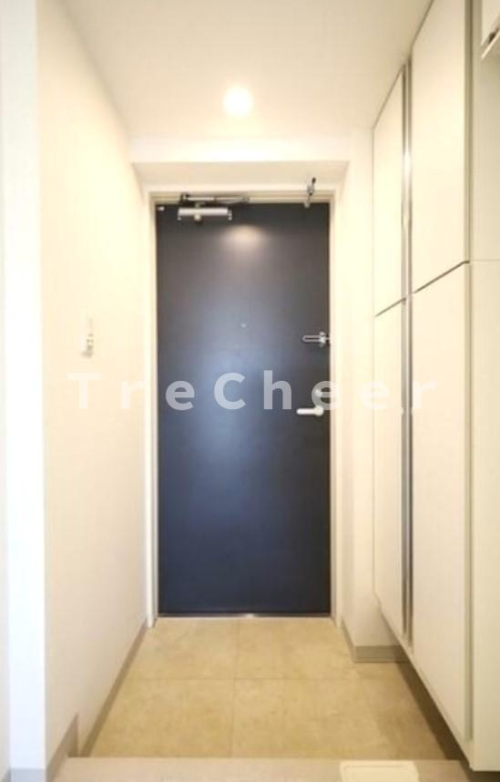 コンフォリア早稲田DEUXの玄関