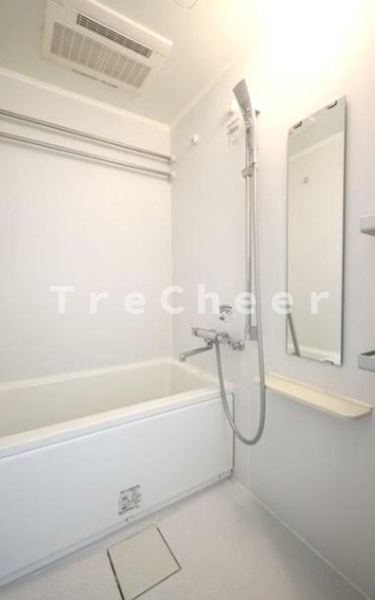 コンフォリア早稲田DEUXの浴室