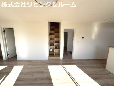 【居間・リビング】 | 椿新築戸建