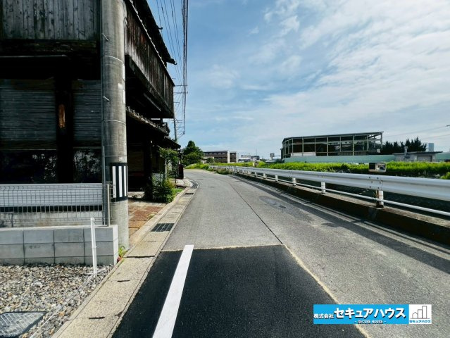 【本日ご案内可能】刈谷市小垣江町　全1棟の前面道路含む現地写真|事前予約にて現地ご見学いただけます！お気軽にお問い合わせください♪
■株式会社　セキュアハウス■
住宅ローンに強く、知識、経験豊富なスタッフ在籍
お客様に寄り添い、ご成約後もサポート致します。　　　　