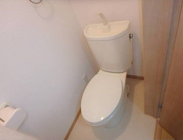 エメロードハイツのトイレ