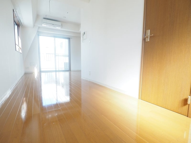 レジディア文京湯島Ⅱの居間・リビング|フローリング