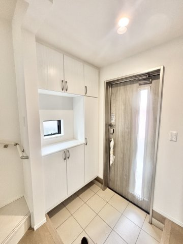 【仲介手数料無料／大治町】ハートフルタウン大治町長牧7期　新築戸建の玄関