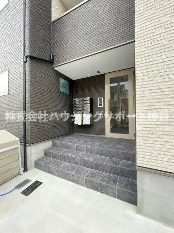 ジーメゾン垂水エスペーロのエントランス