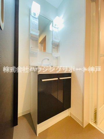 ジーメゾン垂水エスペーロの洗面所