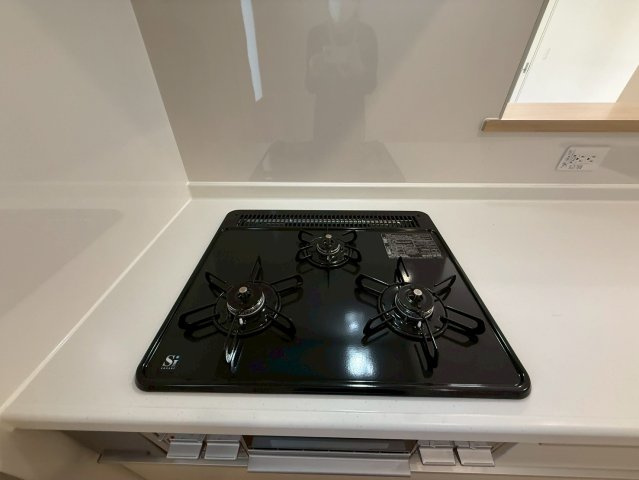 クレイドルガーデン糸満市座波 第２・２号棟のその他|ガスコンロ３口