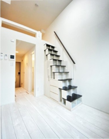 オードリー２２の居間・リビング