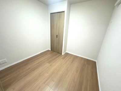 【洋室】 | ルネブラン・クール北千里古江台