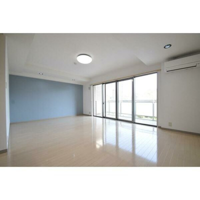 【内装】 | 茜の森