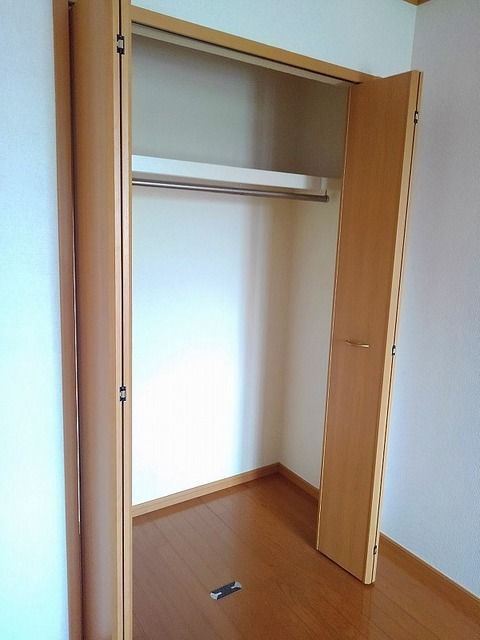 ラシ－ヌⅡの収納