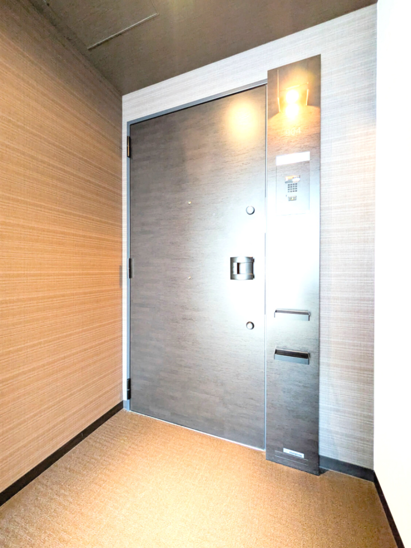 グランカサーレ西明石駅前の玄関|きれいな玄関です