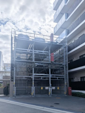 グランカサーレ西明石駅前の駐車場|駐車場です