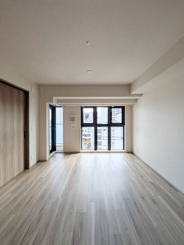 グランカサーレ西明石駅前の居間・リビング|ゆったり過ごせる居間です