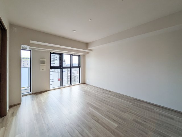 グランカサーレ西明石駅前の居間・リビング|使いやすいリビングです